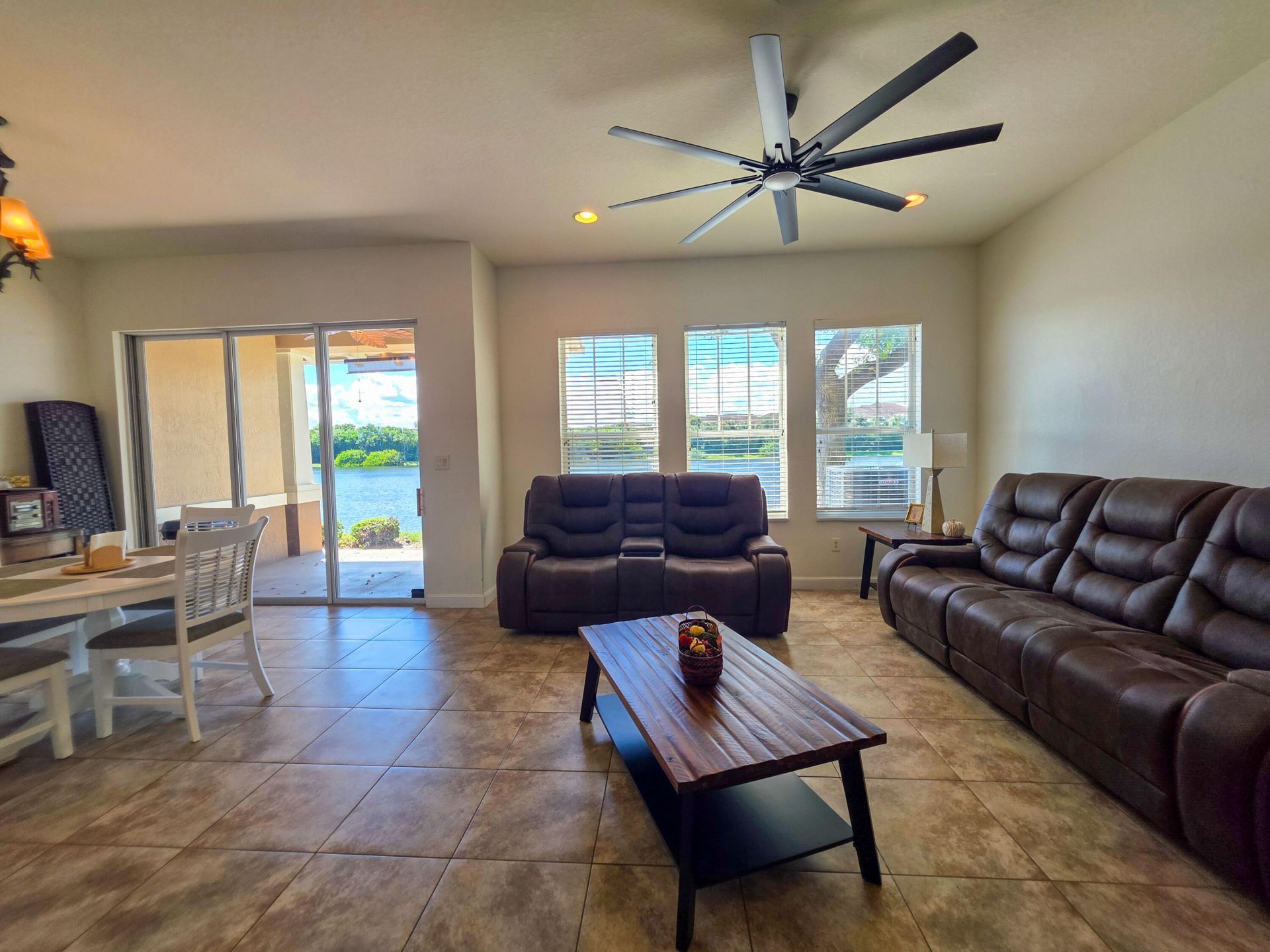 855 Marina Del Ray Lane, Unit 2, West Palm Beach, FL 33401 Photo