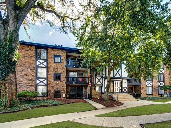 13628 Royal Court , Unit 810, Crestwood, IL 60418