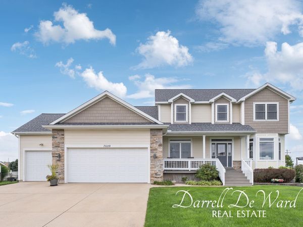 7629 Golf Meadows Drive SE, Caledonia, MI 49316