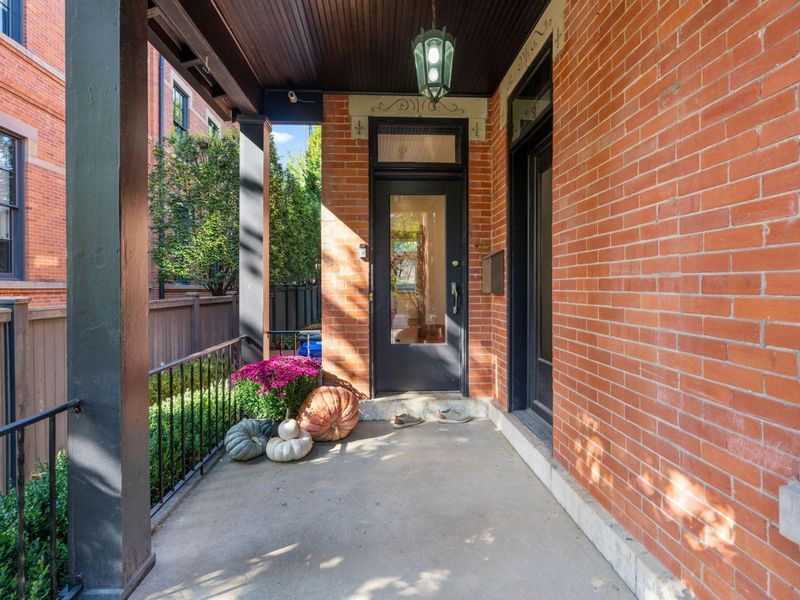665 Mohawk Street, Columbus, OH 43206 Photo 3