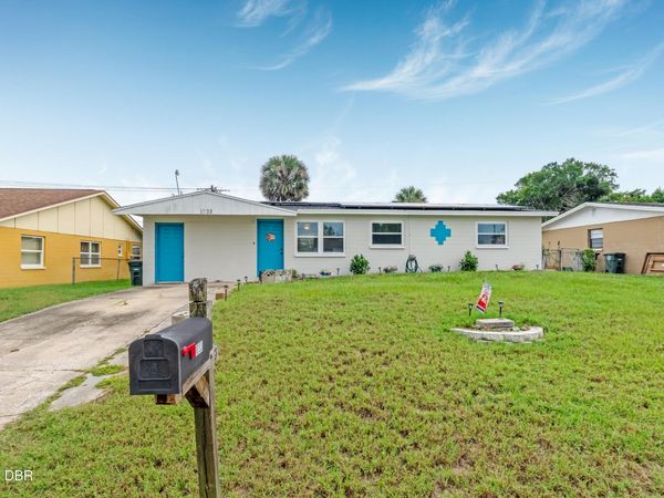 1033 Cadillac Drive, Daytona Beach, FL 32117
