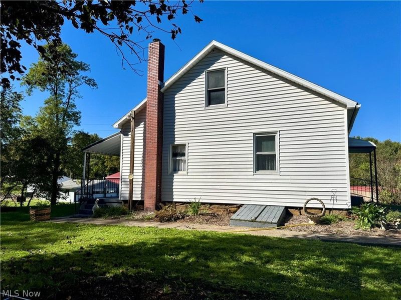 211 Marquand Avenue, Conesville, OH 43811 Photo 2