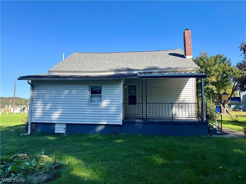 211 Marquand Avenue, Conesville, OH 43811 Photo 4