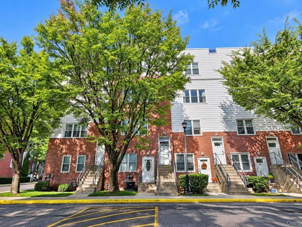 207 Sunset Boulevard , Unit 9207B, Bronx, NY 10473