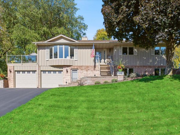 4312 Aries Court, Eagan, MN 55123