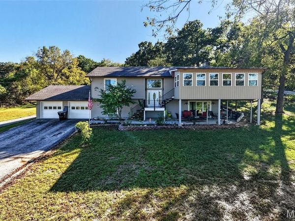 551 Sunny Slope Drive, Camdenton, MO 65020