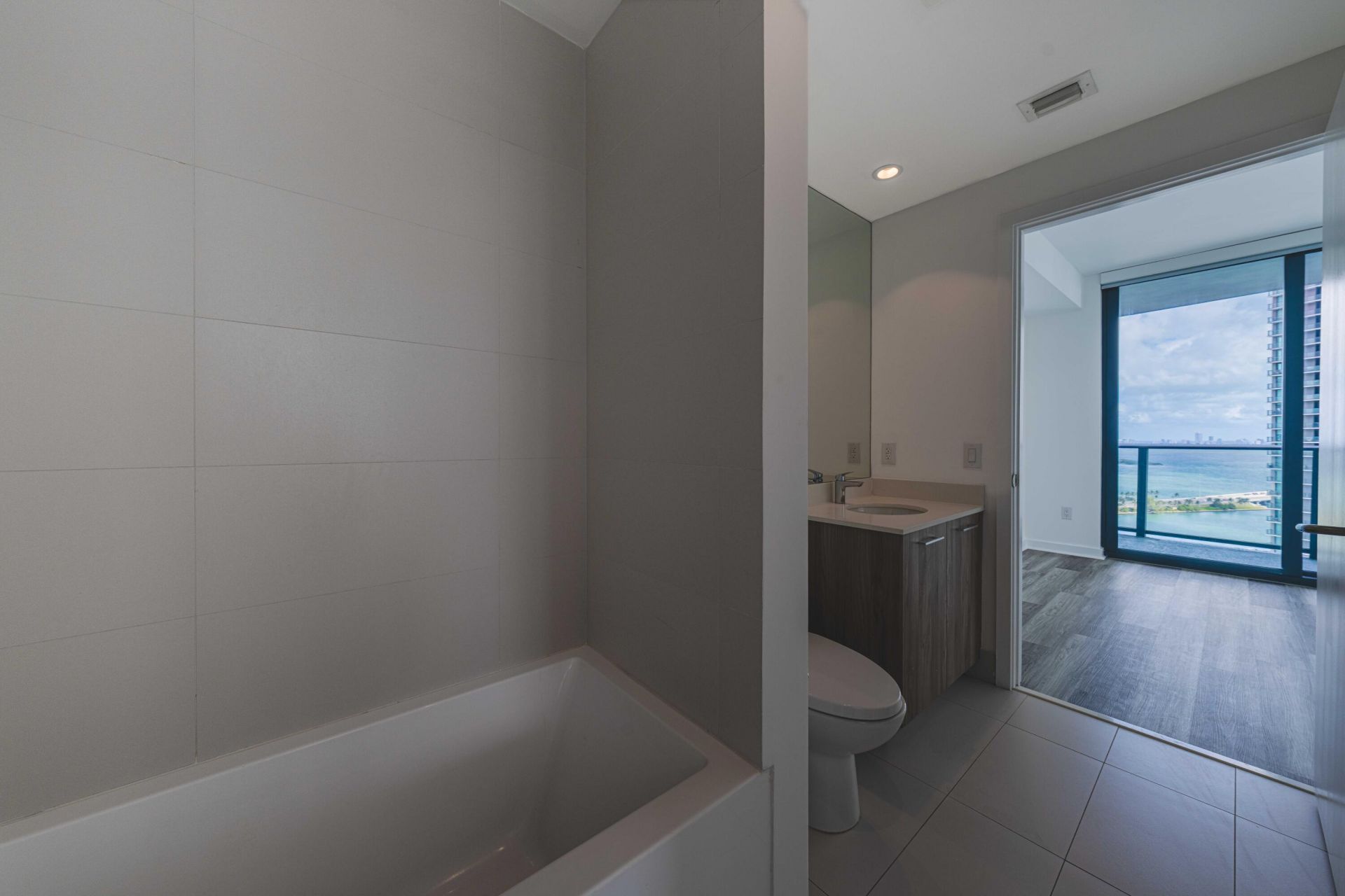501 NE 31st Street, Unit 2506, Miami, FL 33137 Photo
