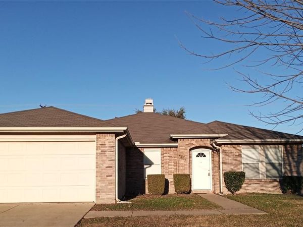 4212 Boxwood Drive, Balch Springs, TX 75180