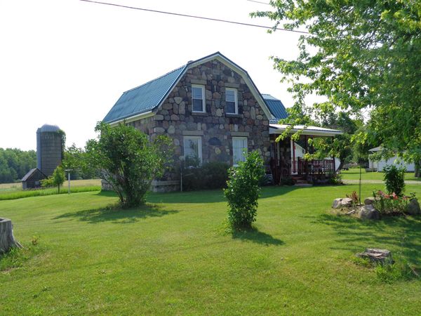 8083 Cathro Road, Alpena, MI 49707