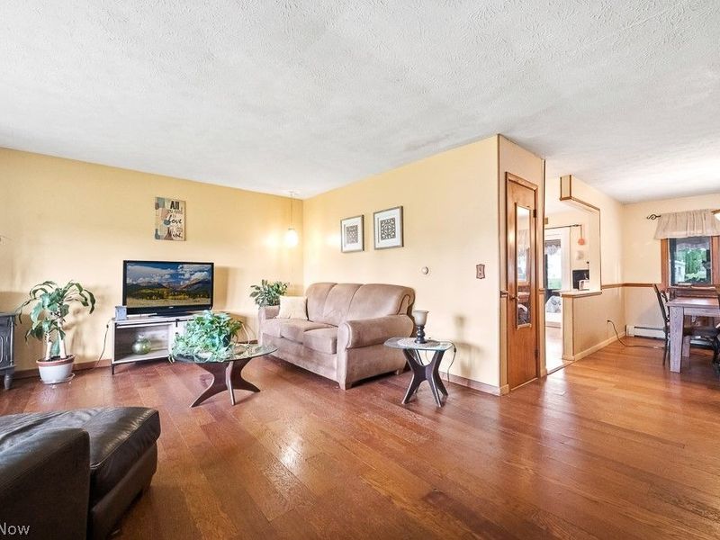 5668 Old Orchard Drive, Geneva, OH 44041 Photo 10