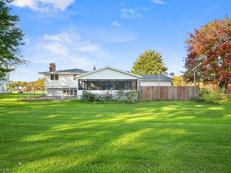 5668 Old Orchard Drive, Geneva, OH 44041 Photo 3