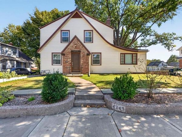 4349 WYOMING Street, Kansas City, MO 64111