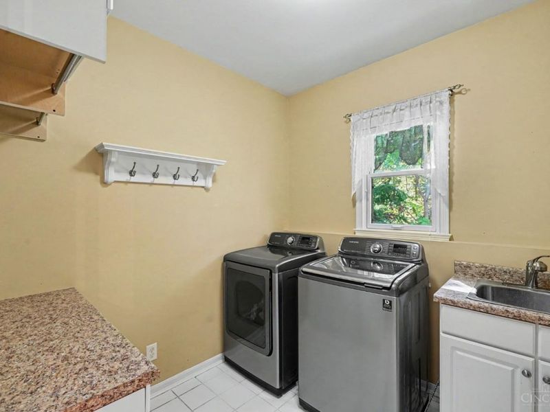 1211 Ridgewood Drive, Miami Township, OH 45140 Photo 30