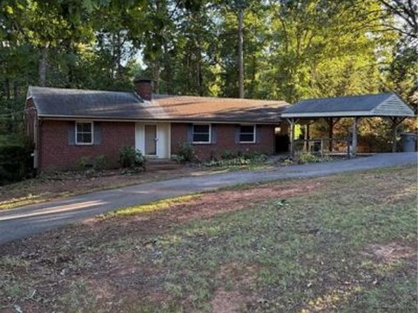 874 Parkview Street , Asheboro, NC 27203