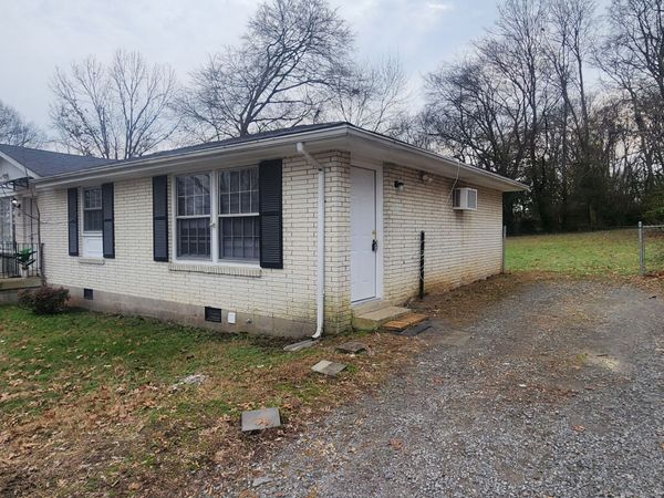 638 Anderson Ln , Madison, TN 37115