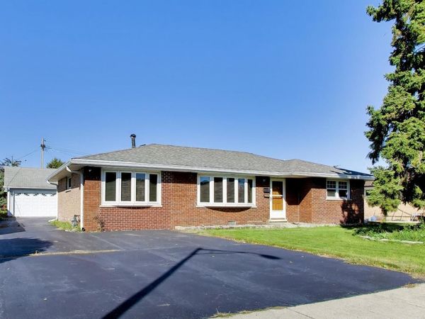 6544 W 84th Street , Burbank, IL 60459
