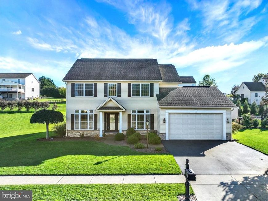 3929 Trayer Lane, Mechanicsburg, PA 17050 Main Photo