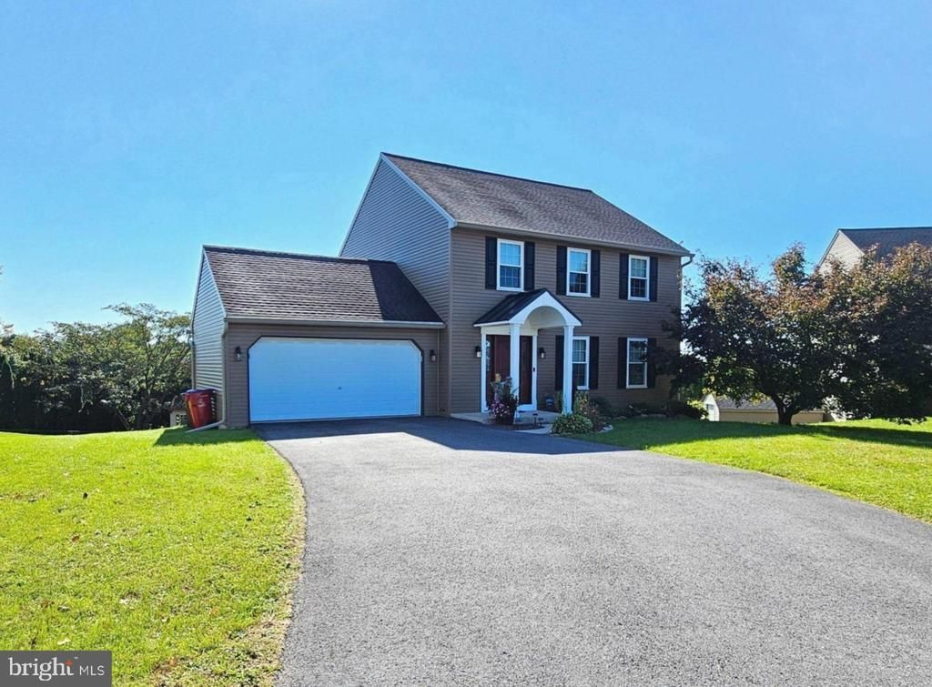 3 S 6TH COURT, HAMBURG, PA 19526