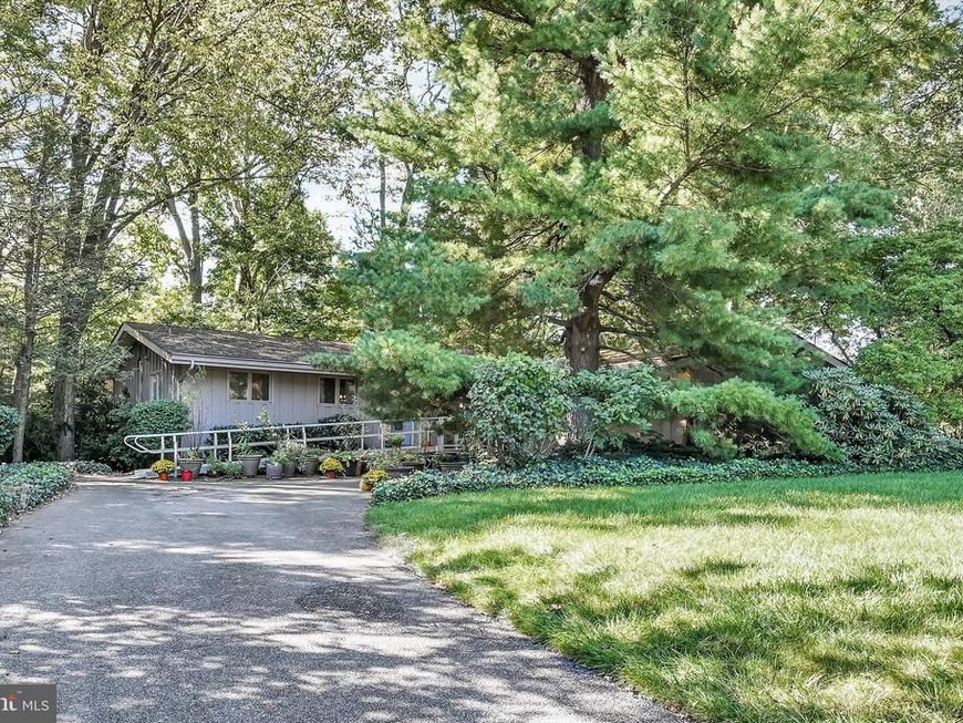 1734 Colonial Manor Drive , Lancaster, PA 17603 Main Photo