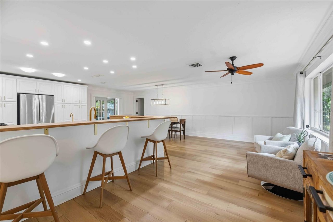 7402 Castle Drive, Sarasota, FL 34240 Photo