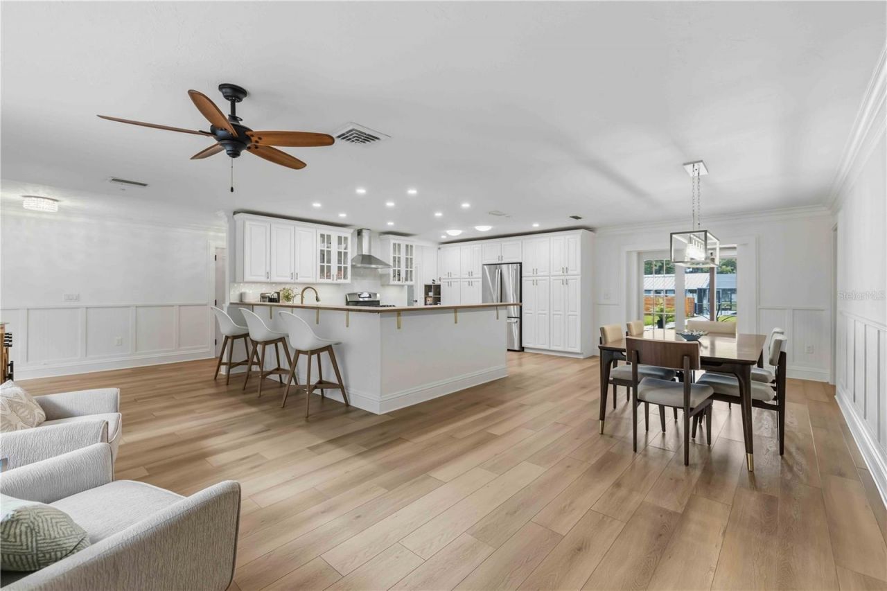 7402 Castle Drive, Sarasota, FL 34240 Photo
