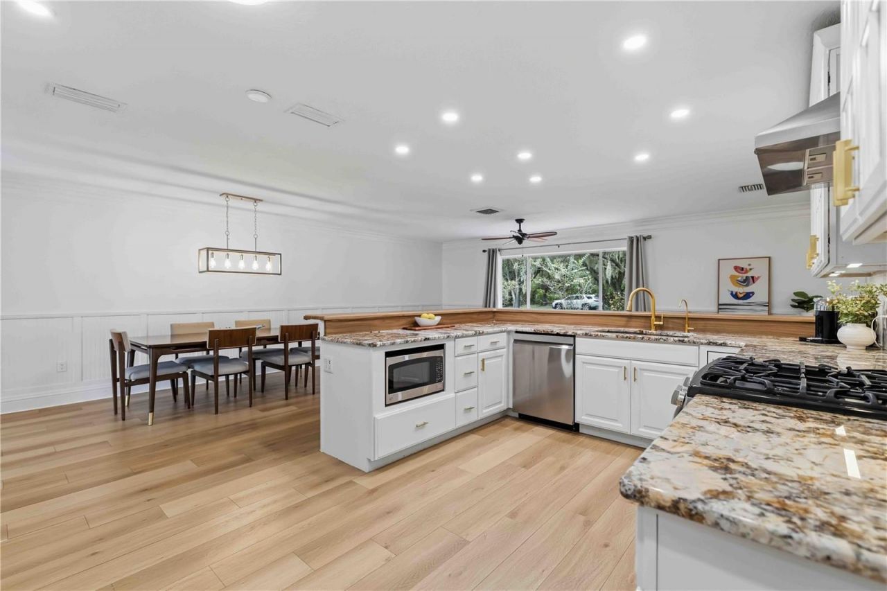 7402 Castle Drive, Sarasota, FL 34240 Photo