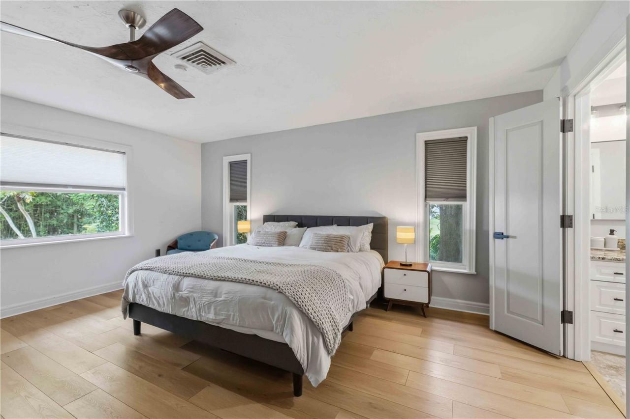 7402 Castle Drive, Sarasota, FL 34240 Photo