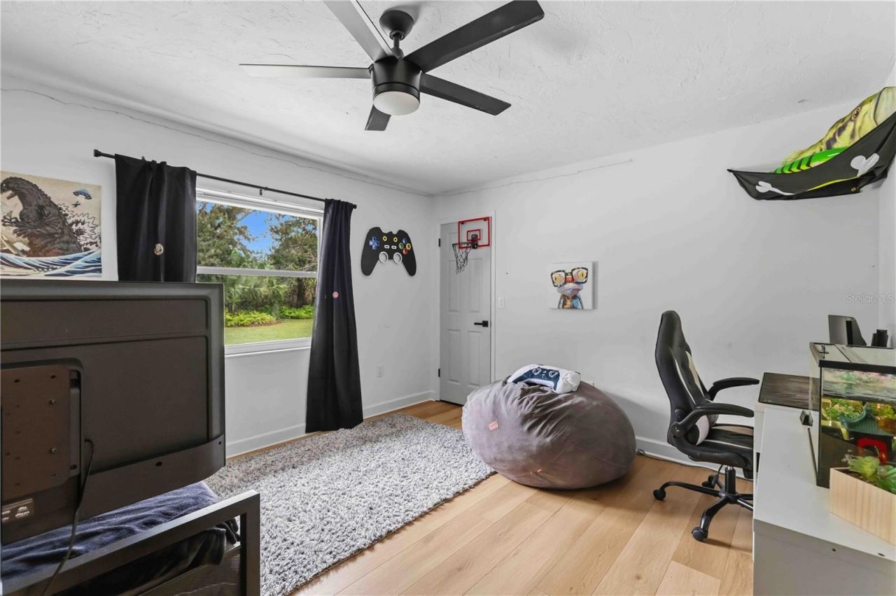 7402 Castle Drive, Sarasota, FL 34240 Photo
