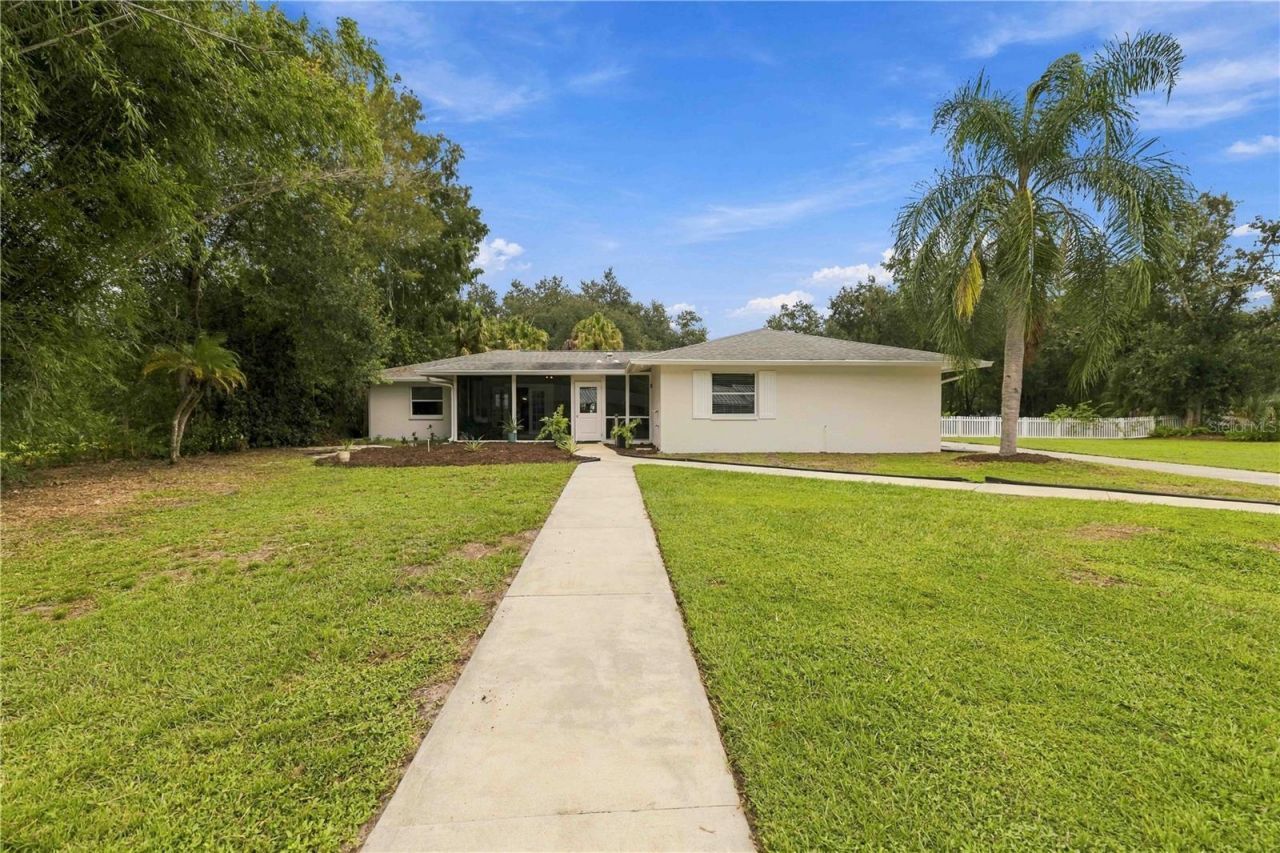 7402 Castle Drive, Sarasota, FL 34240 Photo