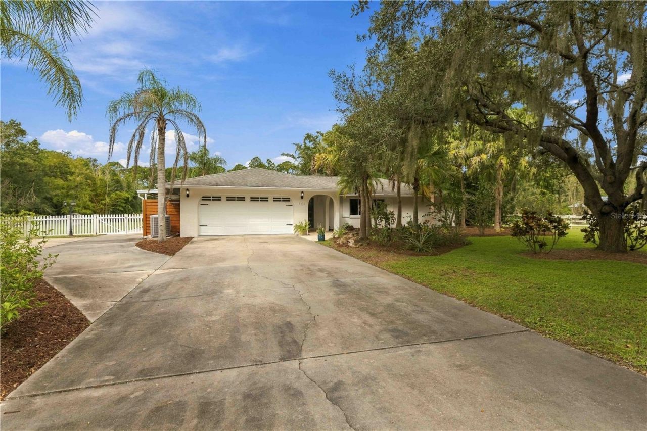 7402 Castle Drive, Sarasota, FL 34240 Photo