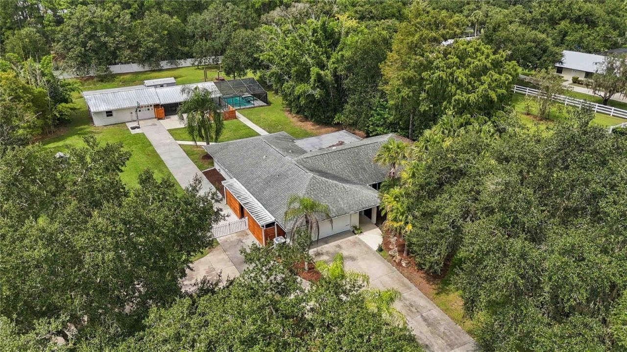 7402 Castle Drive, Sarasota, FL 34240 Photo