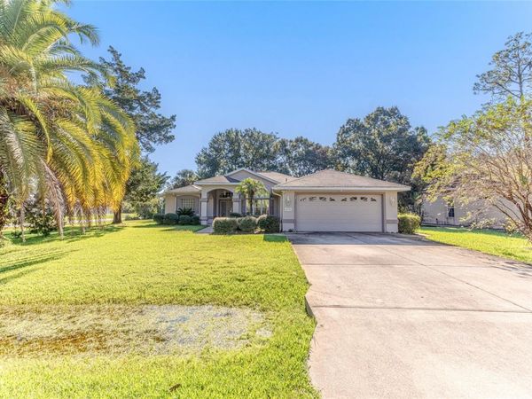 99 ERIC DRIVE , PALM COAST, FL 32164