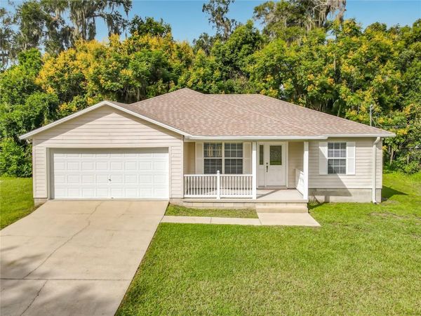 411 COLLINS COURT , ORANGE CITY, FL 32763