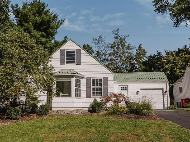 568 Loveman Avenue, Worthington, OH 43085 Photo 1