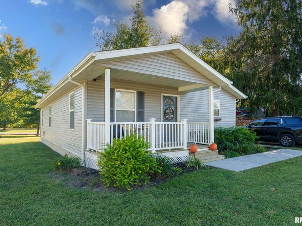 402 Habitat Way, Herrin, IL 62948