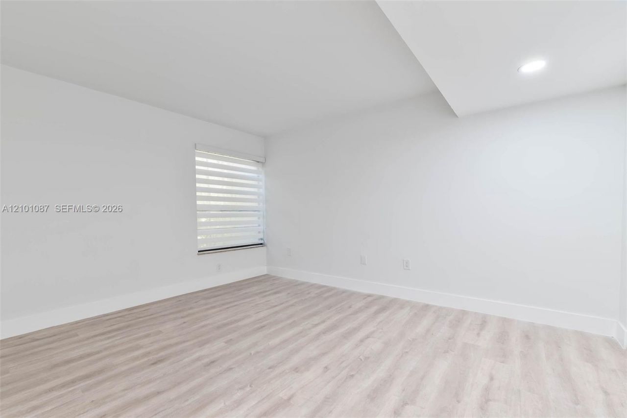12455 SW 93rd Ter, Unit 110T, Miami, FL 33186 Photo