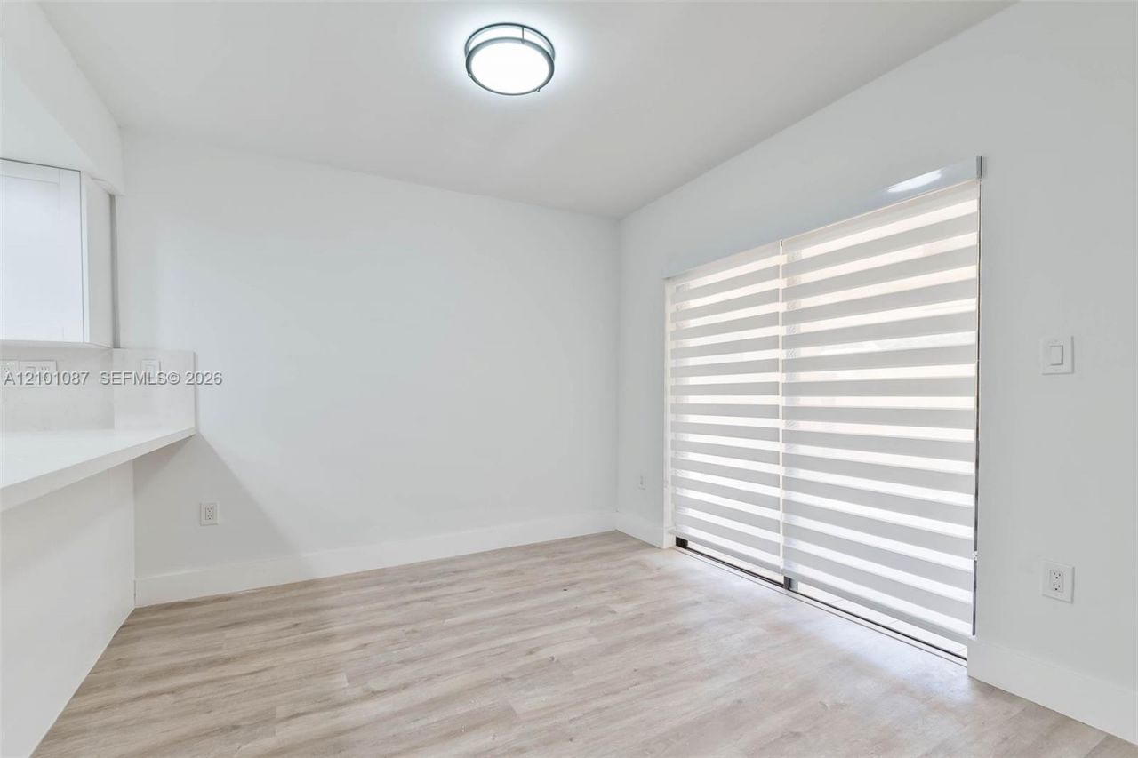 12455 SW 93rd Ter, Unit 110T, Miami, FL 33186 Photo