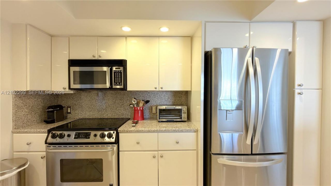 2049 S Ocean Dr, Unit 402, Hallandale Beach, FL 33009 Photo