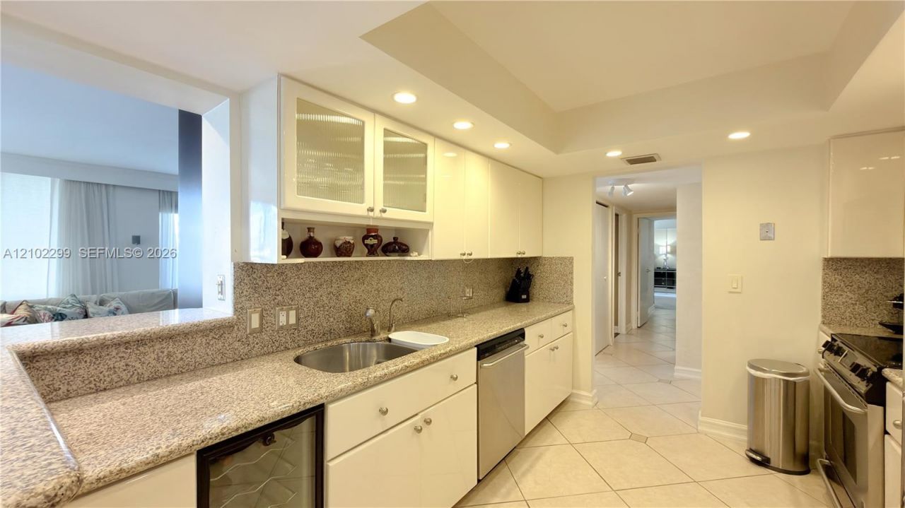 2049 S Ocean Dr, Unit 402, Hallandale Beach, FL 33009 Photo