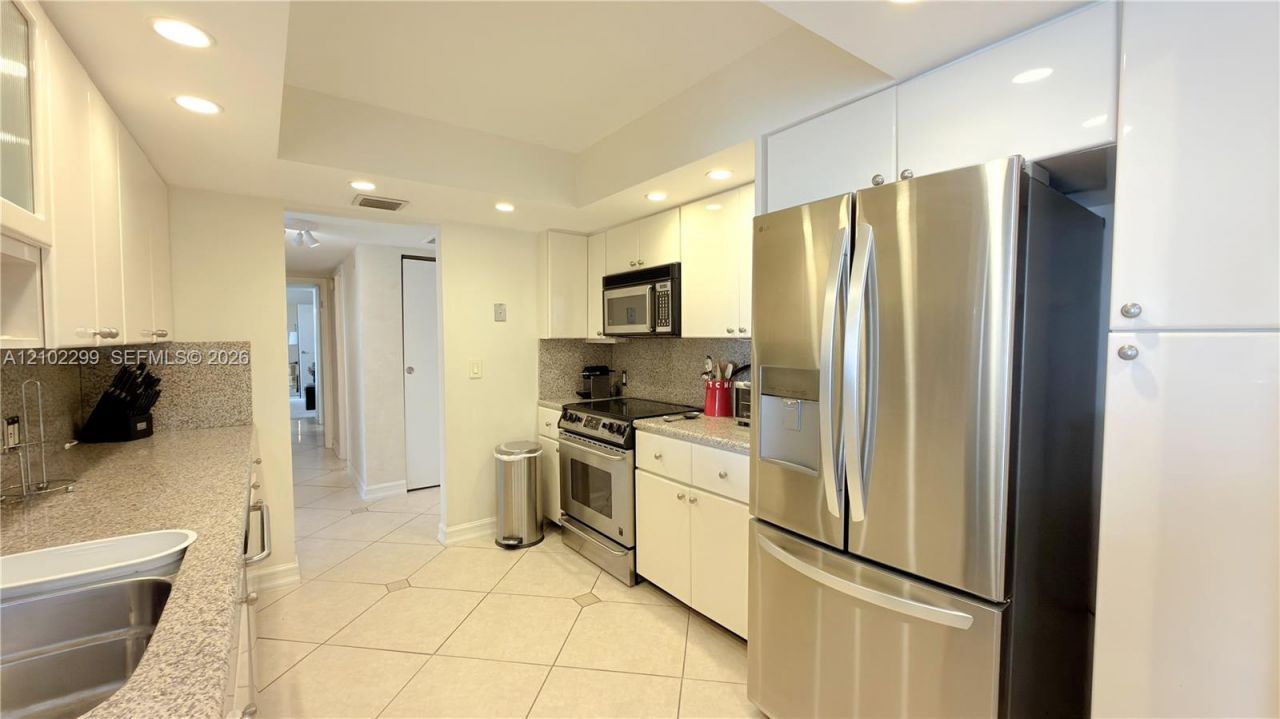 2049 S Ocean Dr, Unit 402, Hallandale Beach, FL 33009 Photo