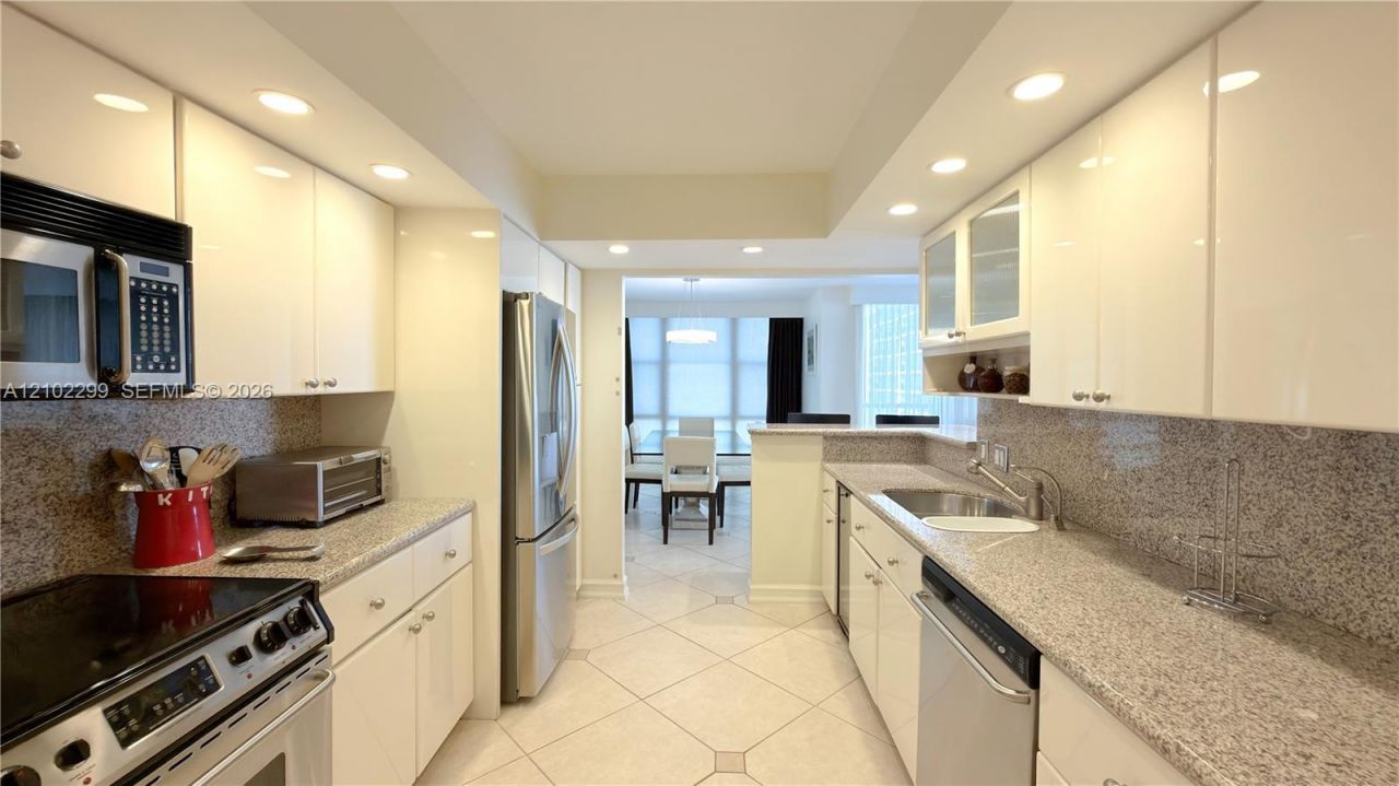 2049 S Ocean Dr, Unit 402, Hallandale Beach, FL 33009 Photo