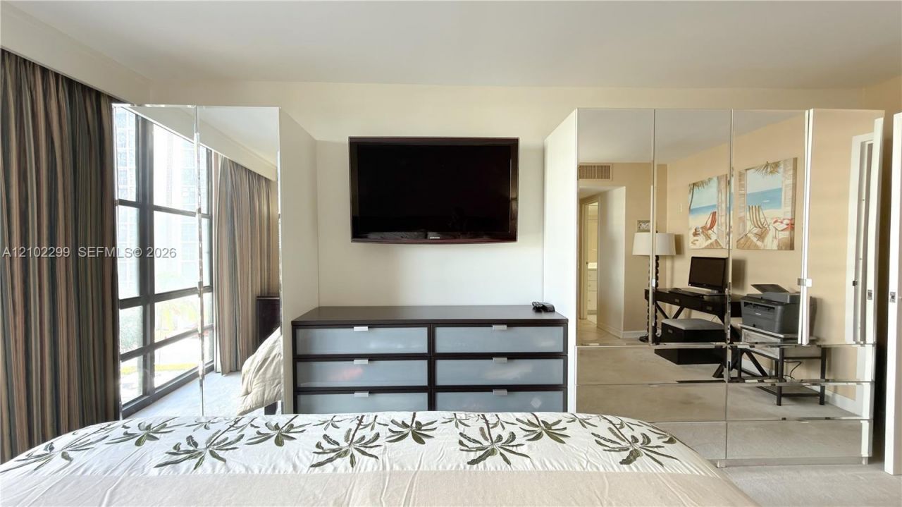 2049 S Ocean Dr, Unit 402, Hallandale Beach, FL 33009 Photo