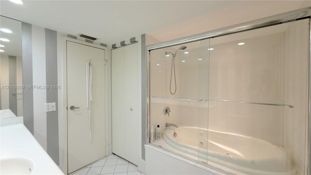 2049 S Ocean Dr, Unit 402, Hallandale Beach, FL 33009 Photo