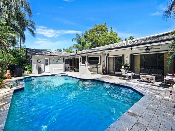 11350 NW 1ST Place, Coral Springs, FL 33071