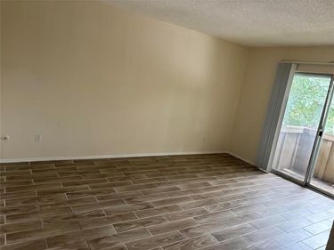 5921 Harvest Hill Road, Unit 2086, Dallas, TX 75230