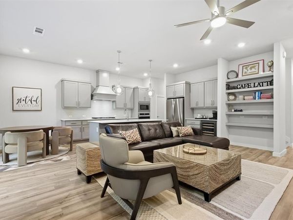 2309 Rook Drive, Dallas, TX 75211