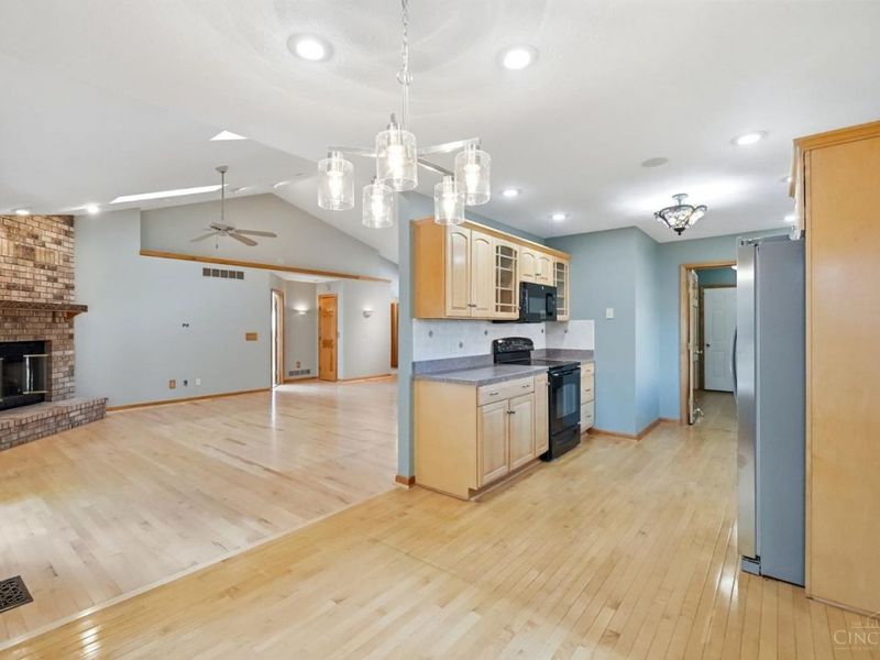 1589 Rockleigh Road, Washington Township, OH 45458 Photo 11