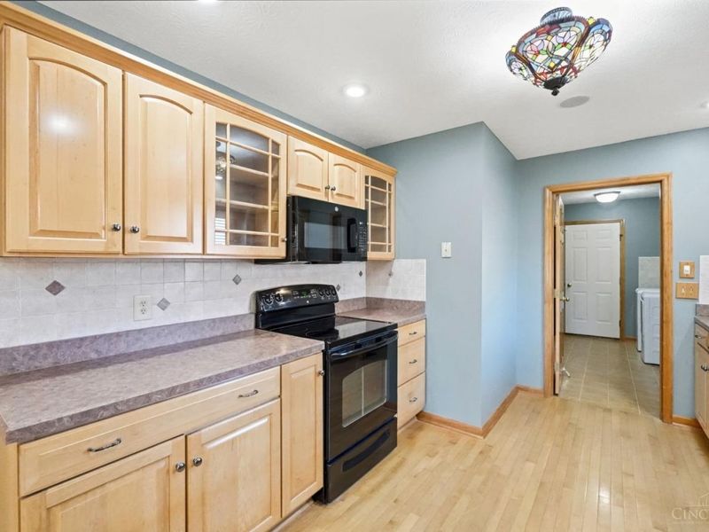 1589 Rockleigh Road, Washington Township, OH 45458 Photo 15