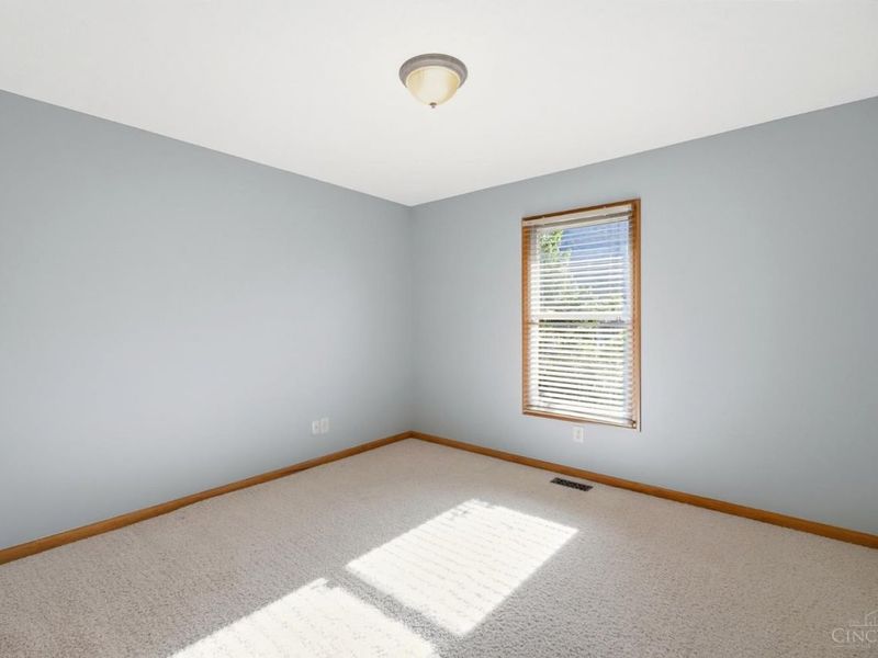 1589 Rockleigh Road, Washington Township, OH 45458 Photo 27