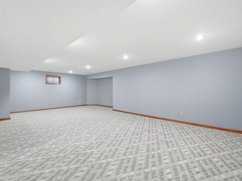 1589 Rockleigh Road, Washington Township, OH 45458 Photo 36